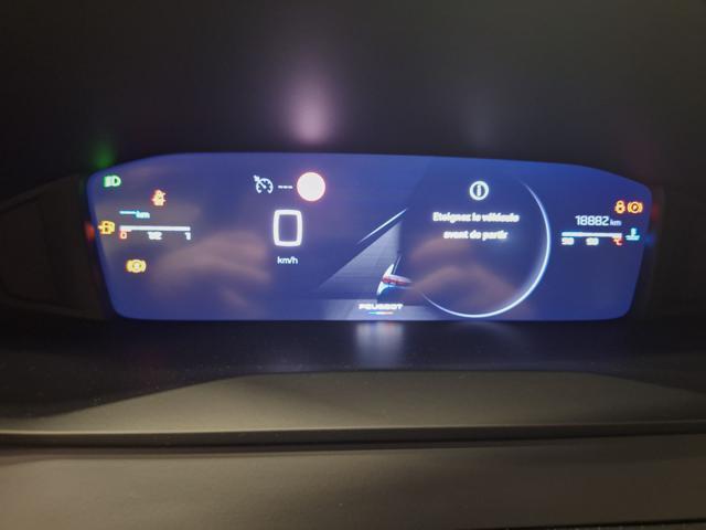 PEUGEOT 2008 PureTech 100 S&S Allure