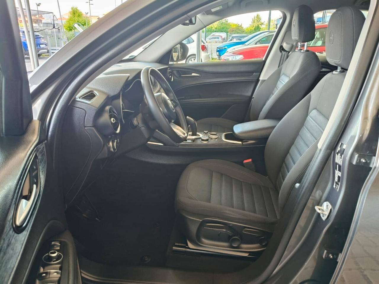 Alfa Romeo Stelvio AUTOCARRO N1 2.2 Turbodiesel 160 CV AT8 RWD Business