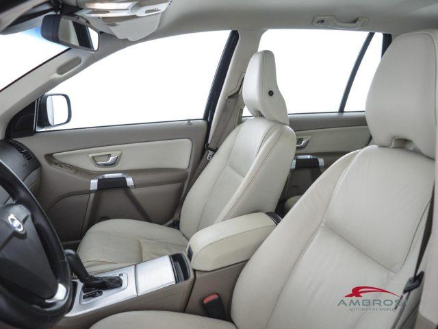 VOLVO XC90 D5 AWD Geartronic Momentum