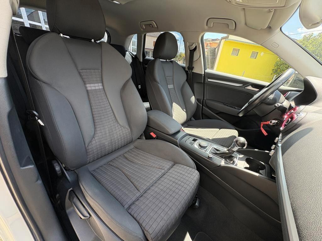 Audi A3 Sportback 1.6 TDI 105cv S tronic Ambition
