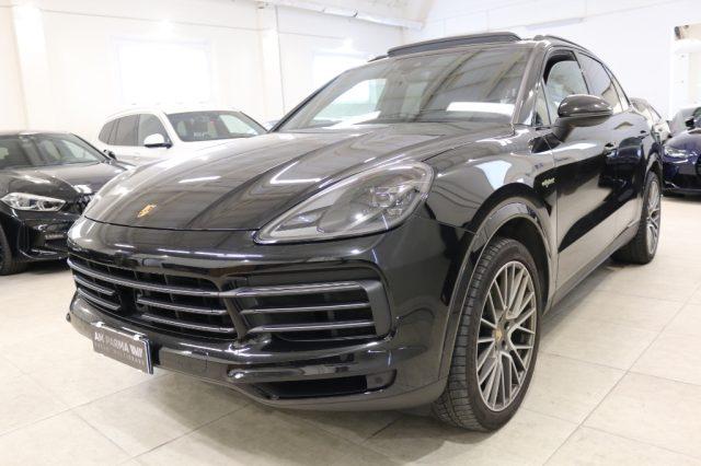PORSCHE Cayenne 3.0 V6 E-Hybrid Platinum Edition