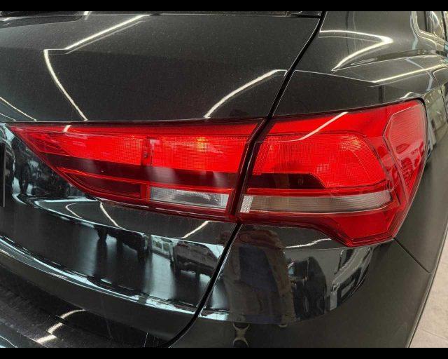 AUDI Q3 35 TFSI S tronic Business Advanced
