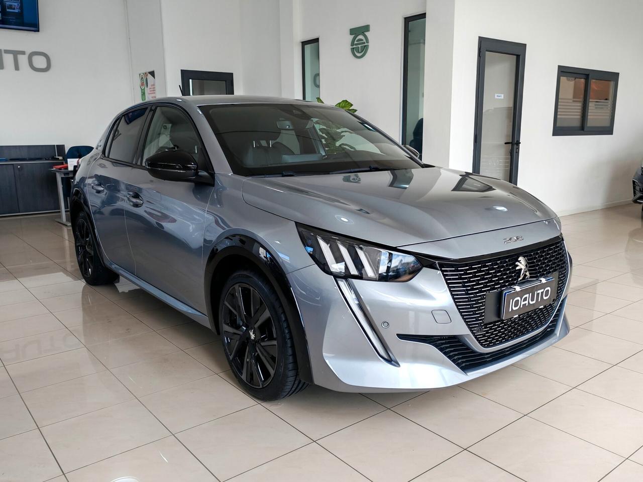 Peugeot 208 1.2 100cv GT 2023