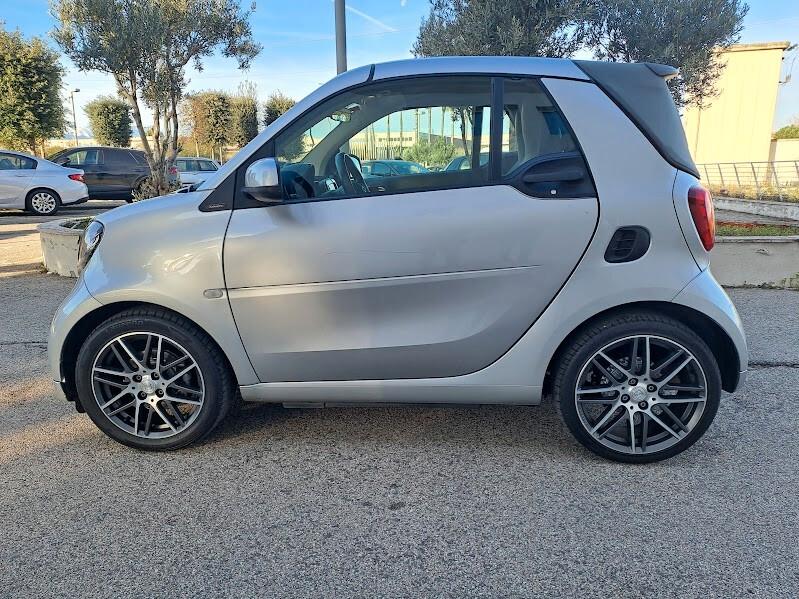 Smart ForTwo BRABUS 0.9 Turbo twinamic cabrio Xclusive