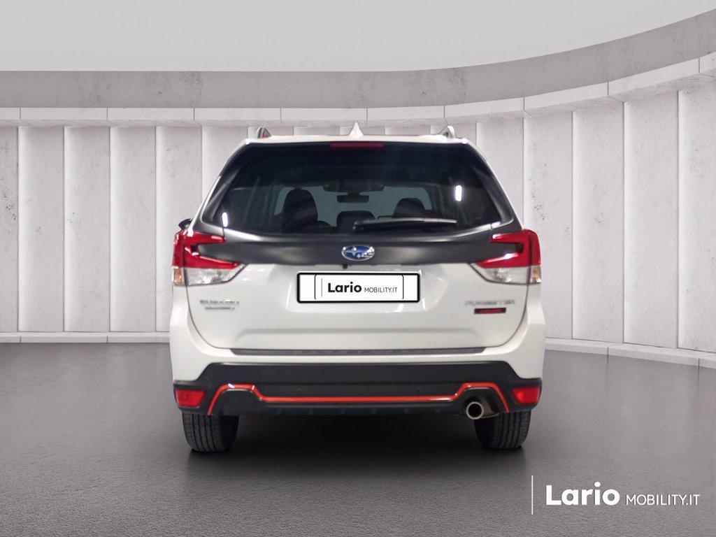 SUBARU Forester 2.0i e-boxer 4dventure lineartronic del 2024