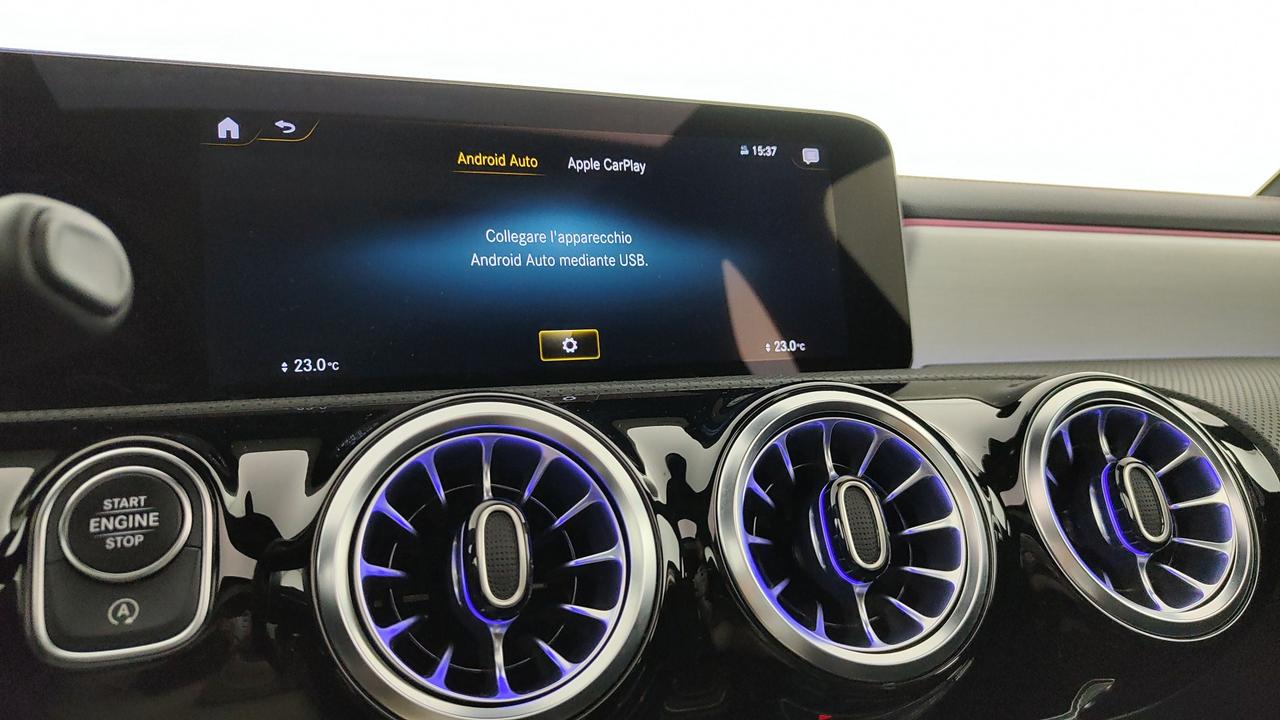 Mercedes-Benz CLA Shooting Brake AMG 35 4matic auto