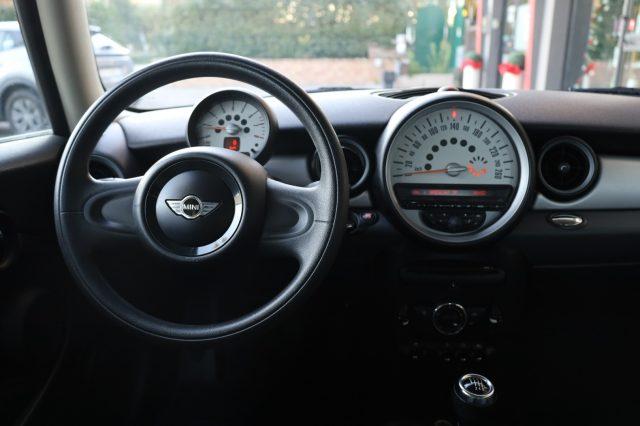 MINI One 1.6 16V One (55kW) 17" Ideale per NEOPATENTATI