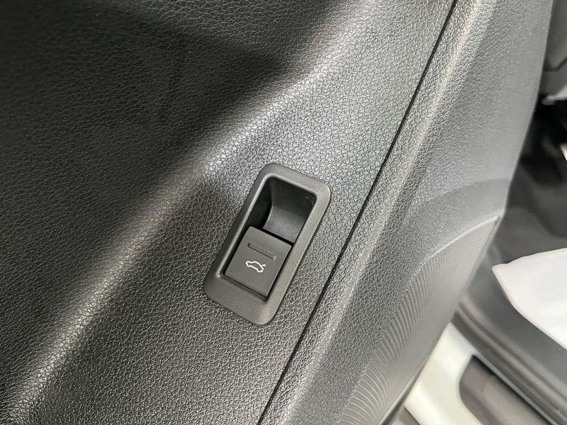 Audi Q3 35 TDI S tronic S line edition TUA da 439,00 al mese