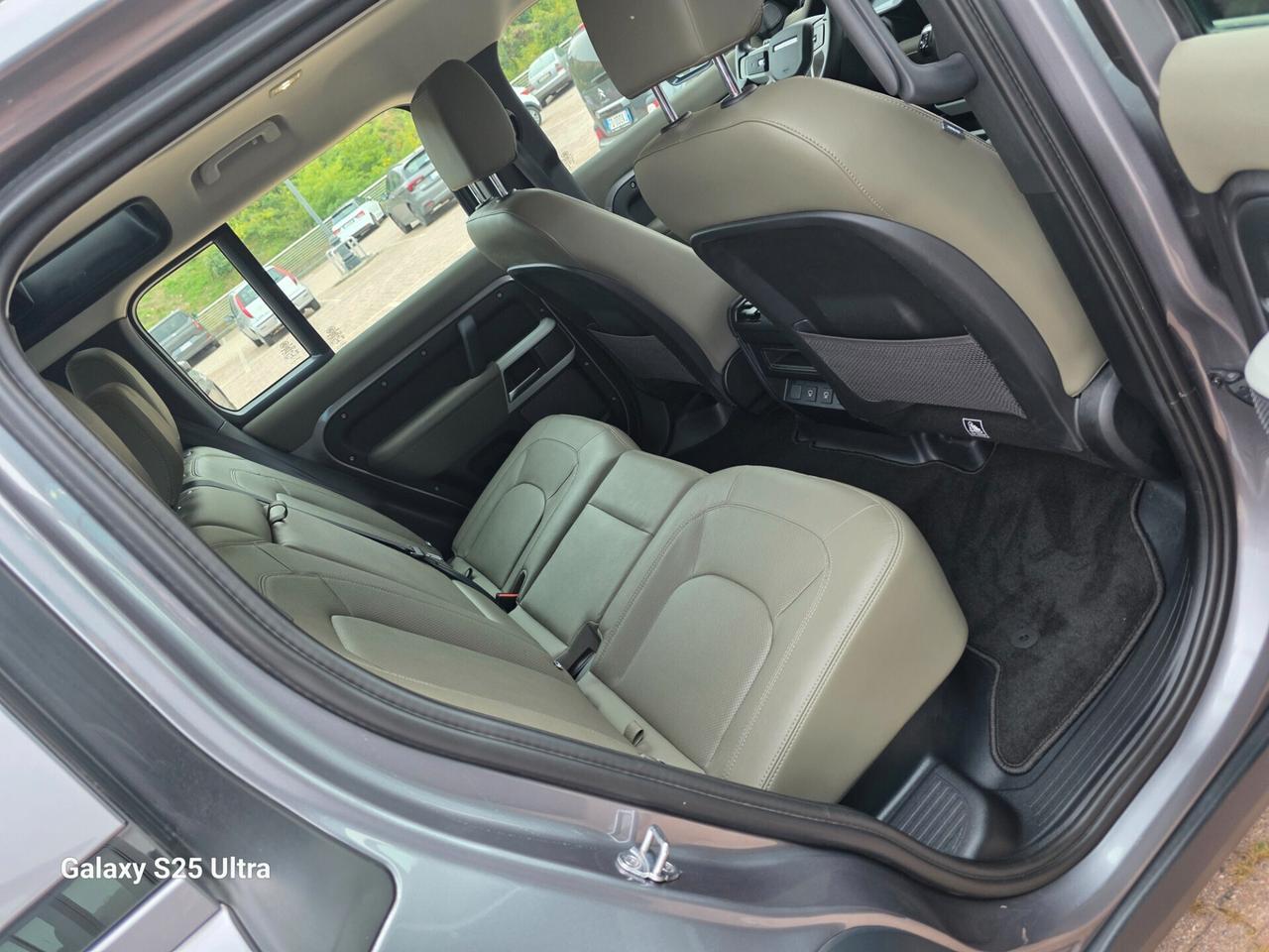 Defender 110 3.0D I6 200CV X-Dynamic iva esposta