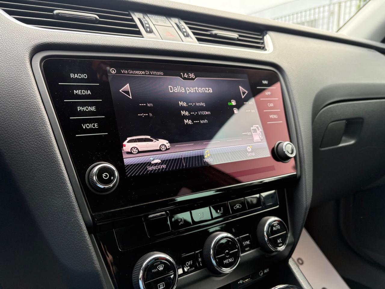 Skoda Octavia 1.4 TSI Wagon Executive G-Tec 2017