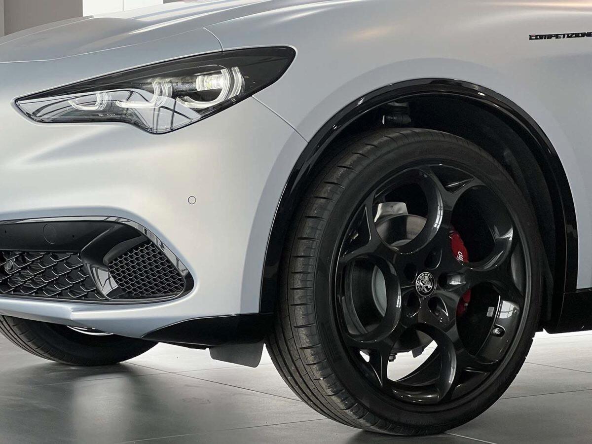 Alfa Romeo Stelvio COMPETIZIONE 210 CV PRONTA CONSEGNA