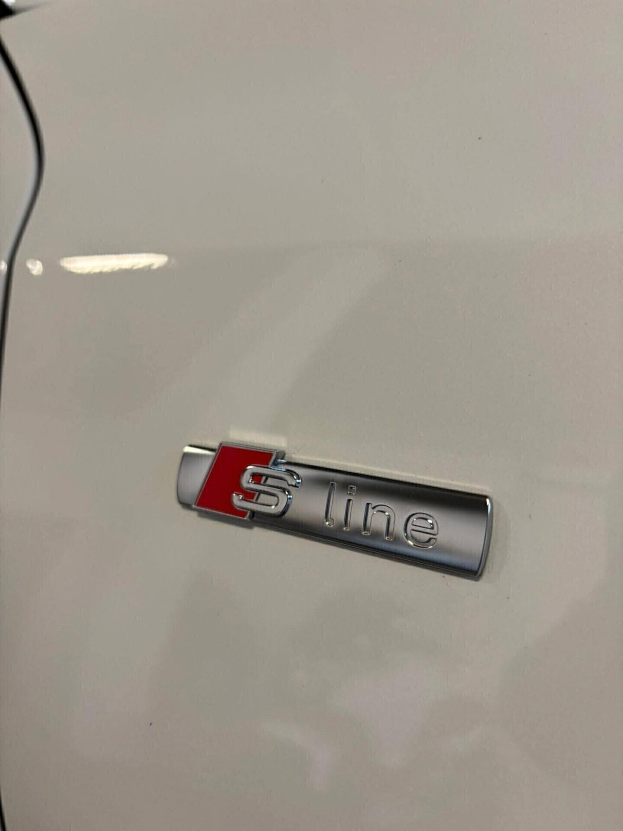 Audi Q3 35 TDI S tronic line edition/''''ì