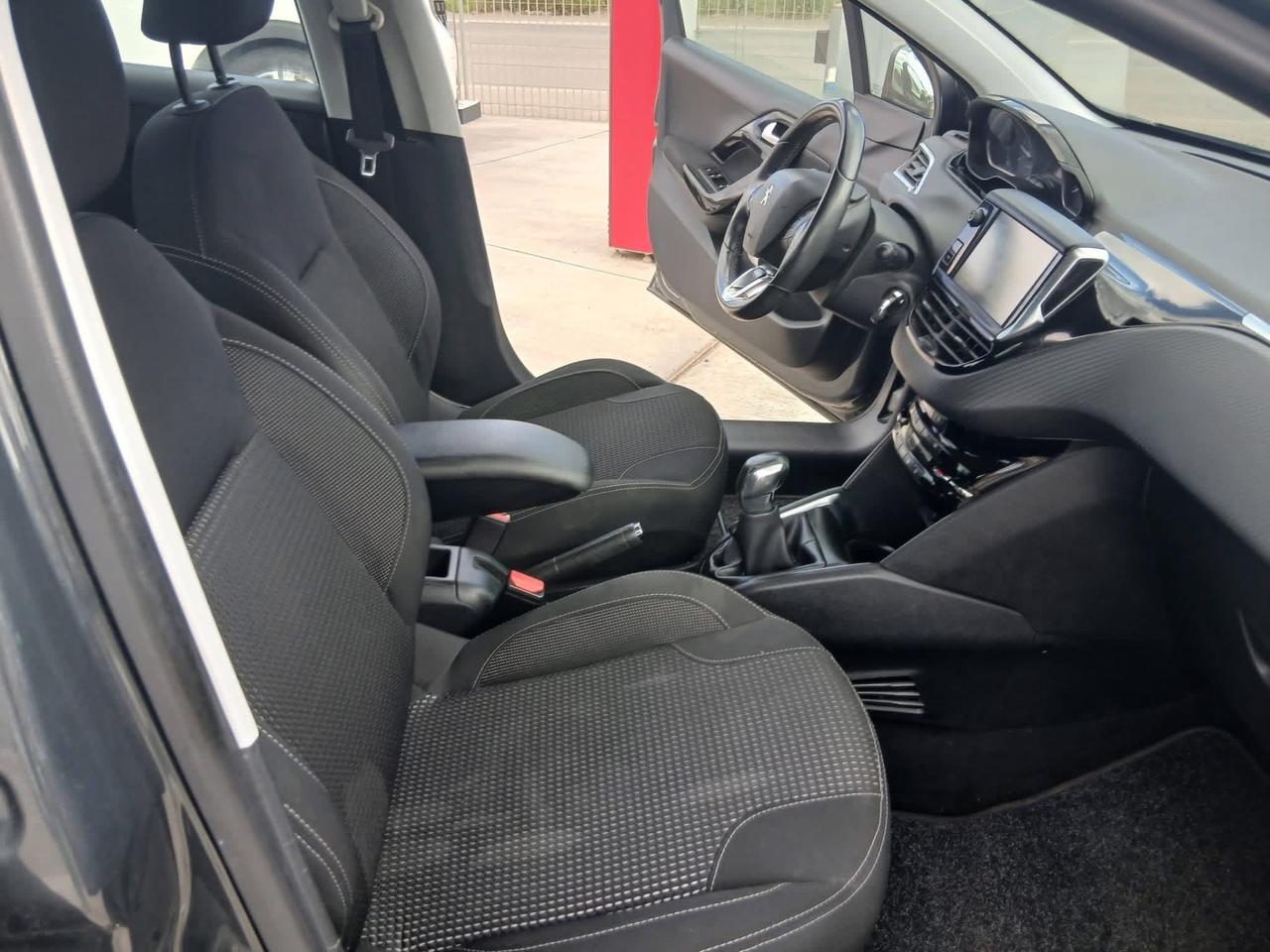 Peugeot 208 BlueHDi 75 5 porte Allure