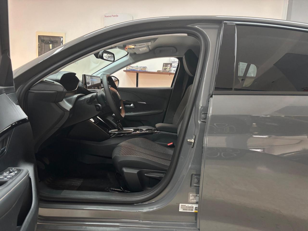 Peugeot 208 1.2 100 5 porte Allure + Vision Pack My25