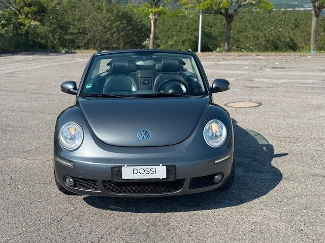 Volkswagen New Beetle 1.6 Cabrio