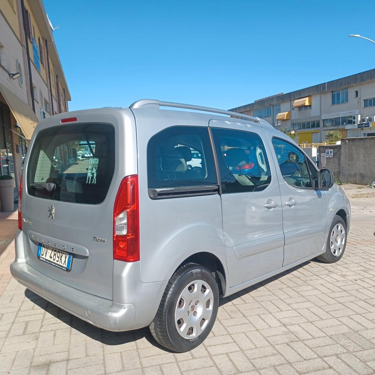 OTTIMO BERLINO 1.6 TDI DISTRIBUZIONE FATTA