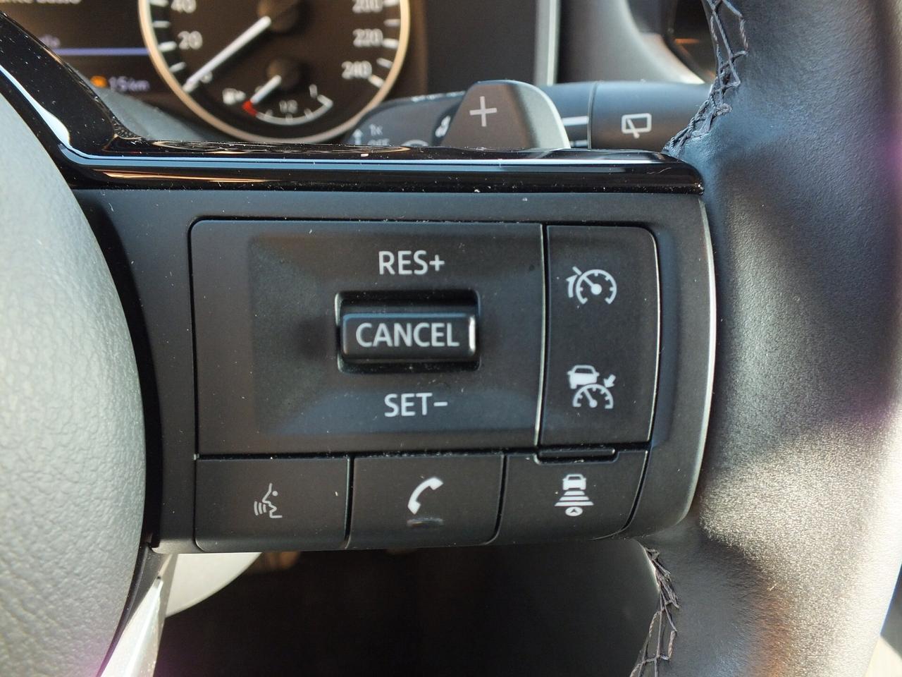 NISSAN QASHQAI MHEV 140 CV 22.000 KM!!