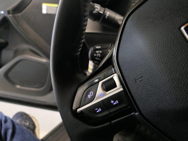 PEUGEOT 2008 PureTech 100 S&S Allure