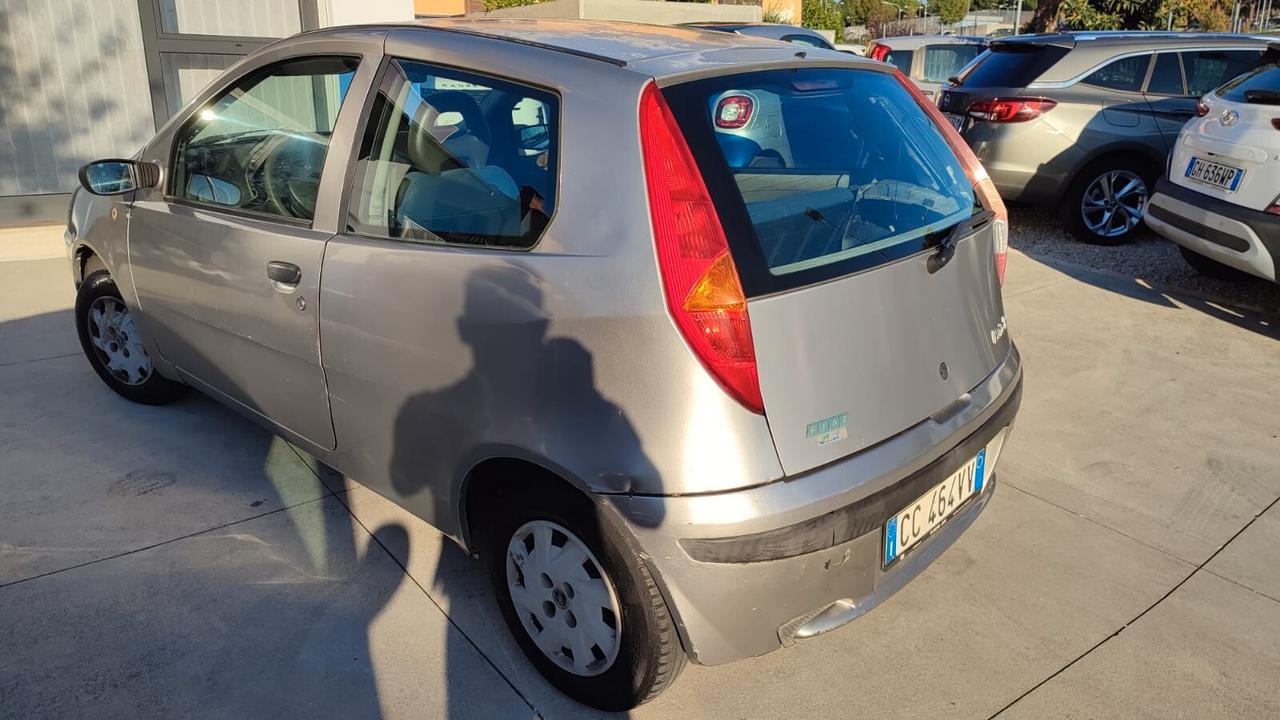 Fiat Punto 1.2i cat 3 porte Verve