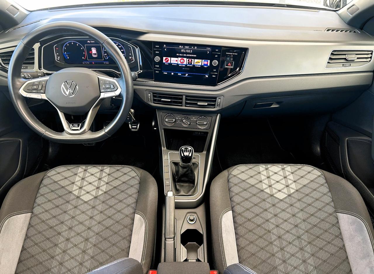 Volkswagen Taigo 1.0 TSI 110 CV R-Line ( solo 10.000 Km Tetto)