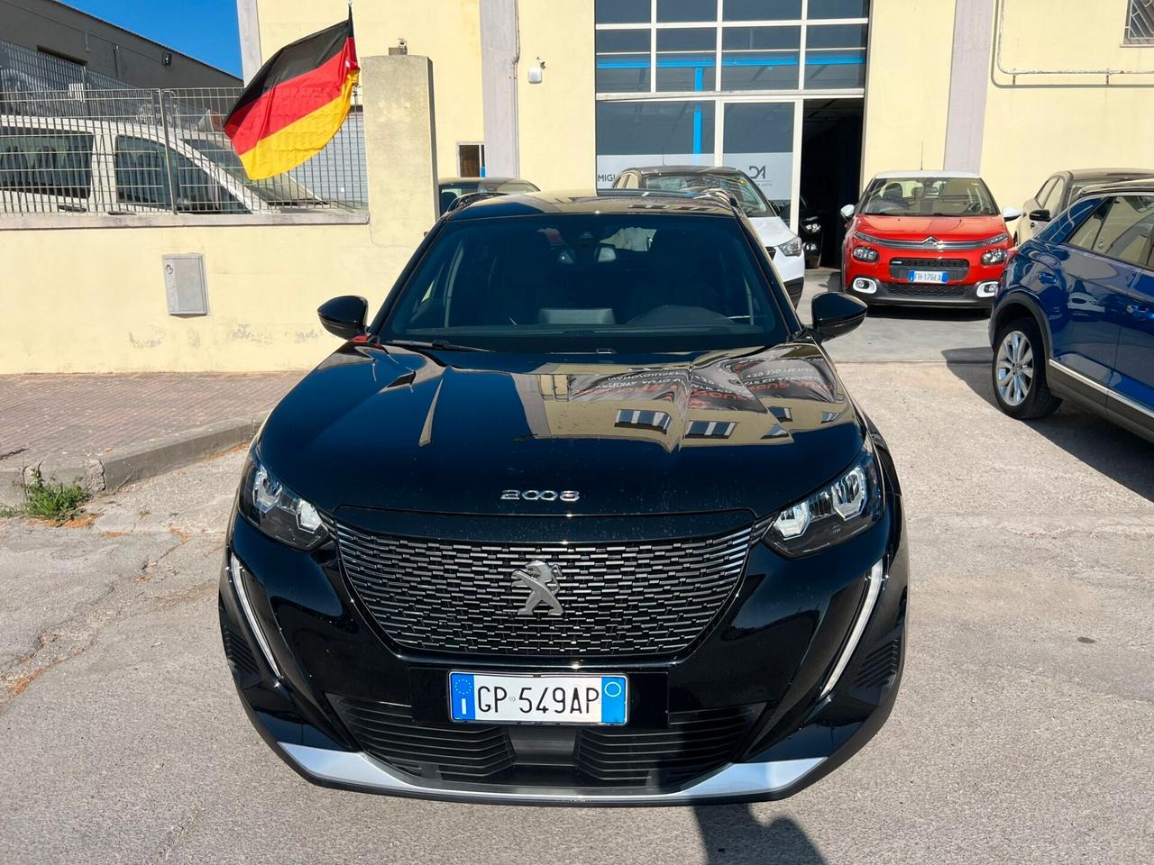 Peugeot 2008 BENZ 17MILA KM 2023 COME NUOVA