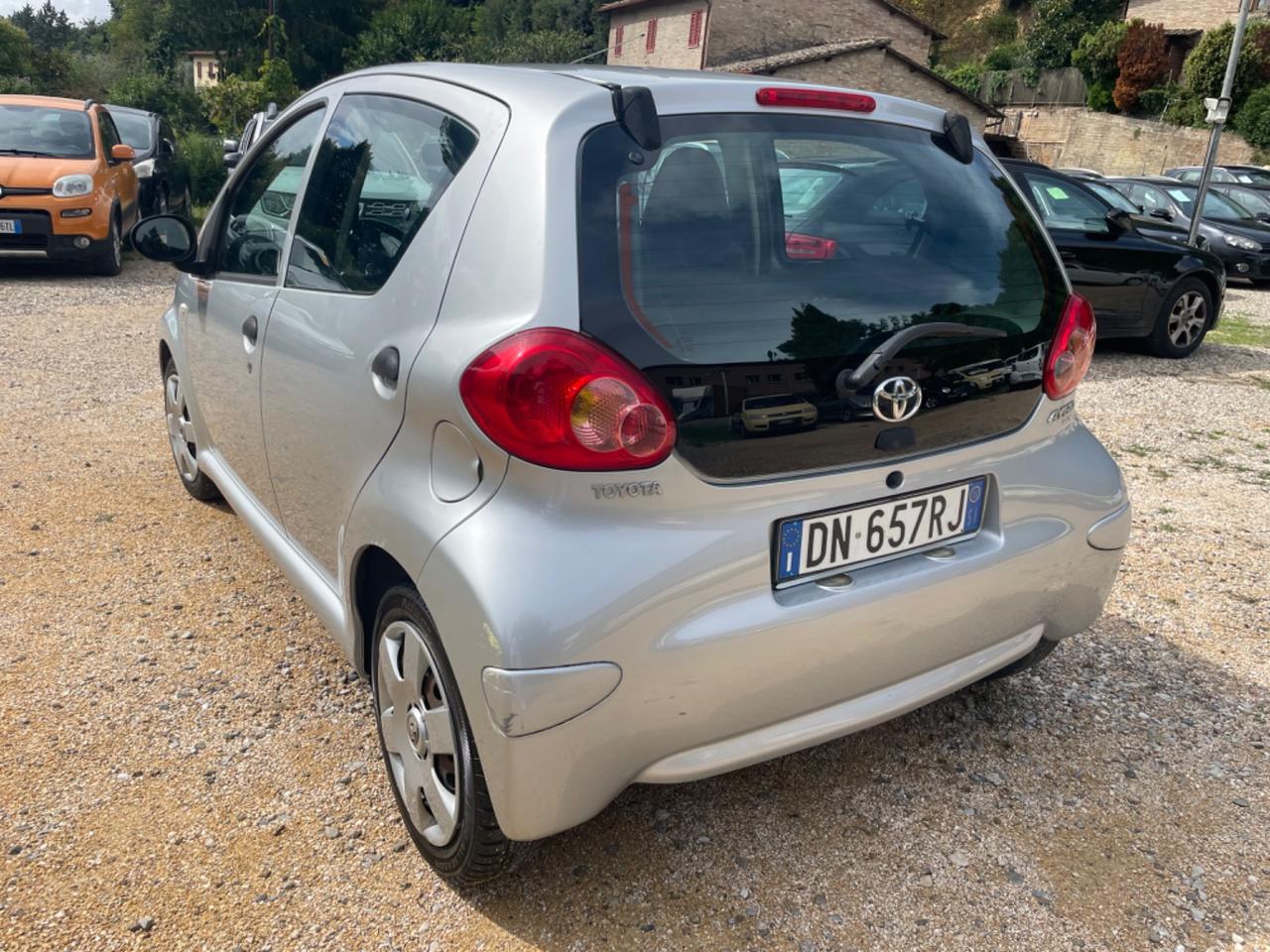 Toyota Aygo 1.0 12V VVT-i 5 porte