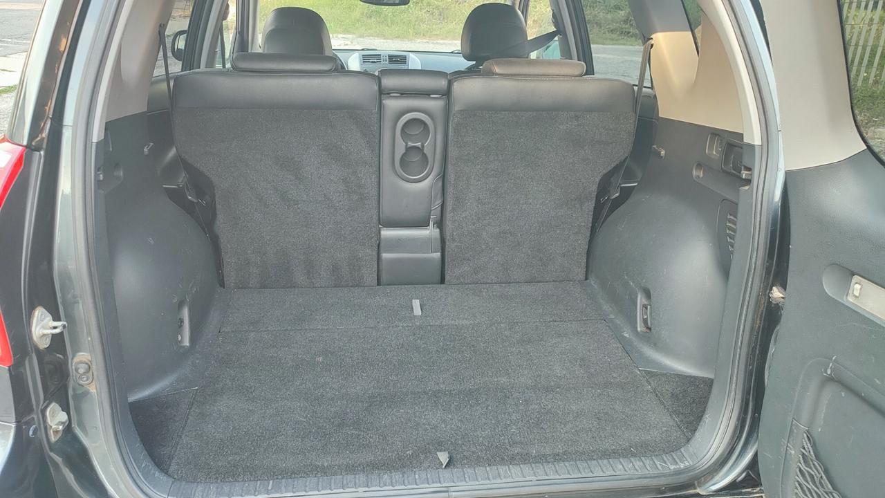 TOYOTA RAV4 2.2 D-4D 177CV LUXURY