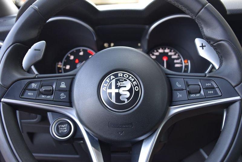 Alfa Romeo Stelvio 2.2 Turbodiesel 210 CV AT8 Q4 Executive