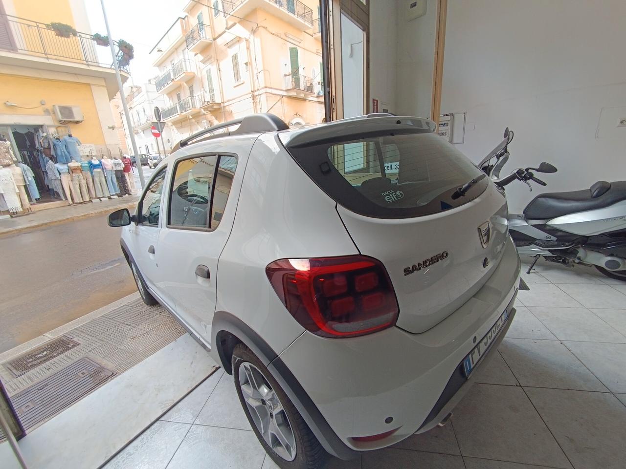 Dacia Sandero Stepway 1.5 Blue dCi 95 CV PRESTIGE NAVI CAMERA