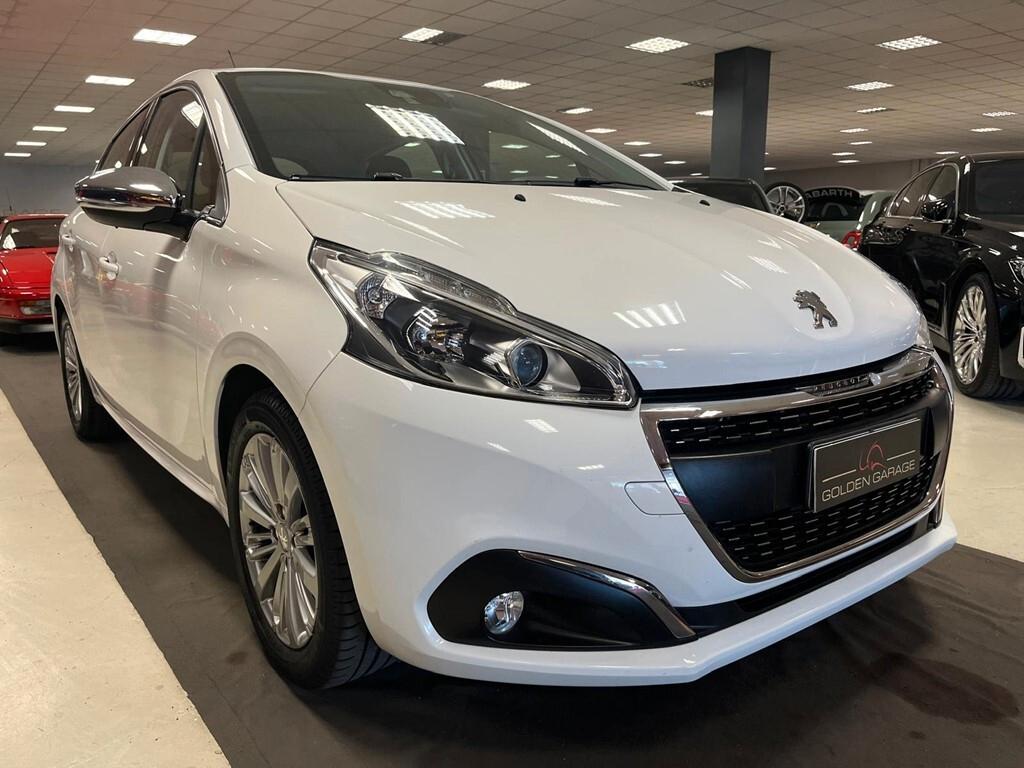 Peugeot 208 PureTech Allure neopatentati