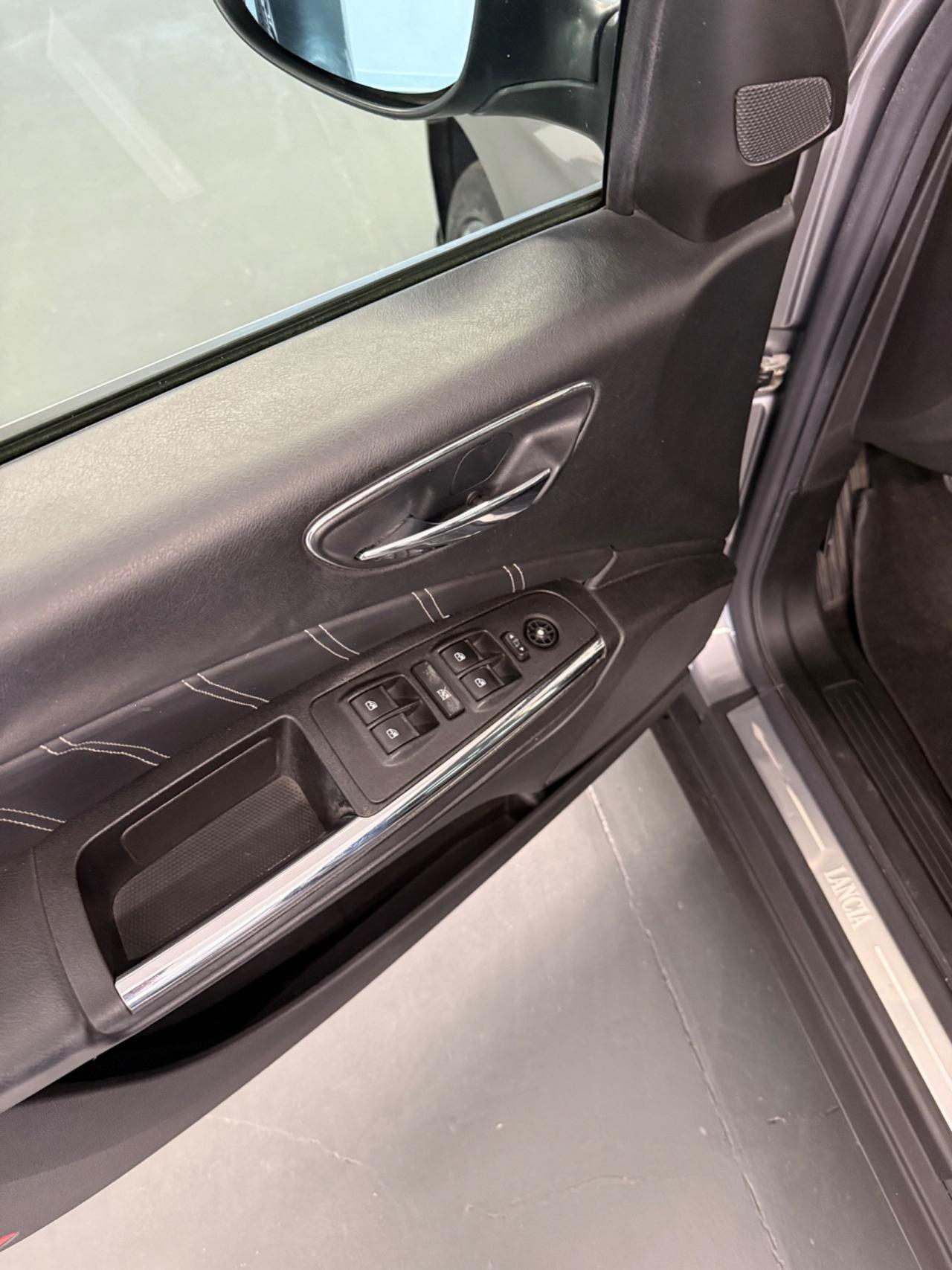 Lancia Delta 2.0 MJT DPF Platino