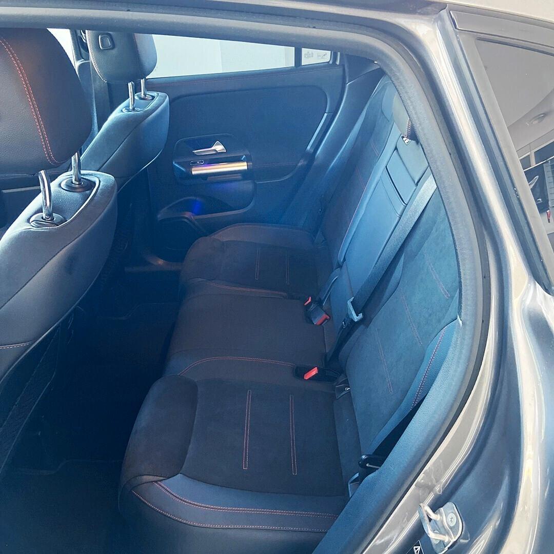 Mercedes-benz GLA 200 GLA 200 d Automatic AMG Line Premium night edition
