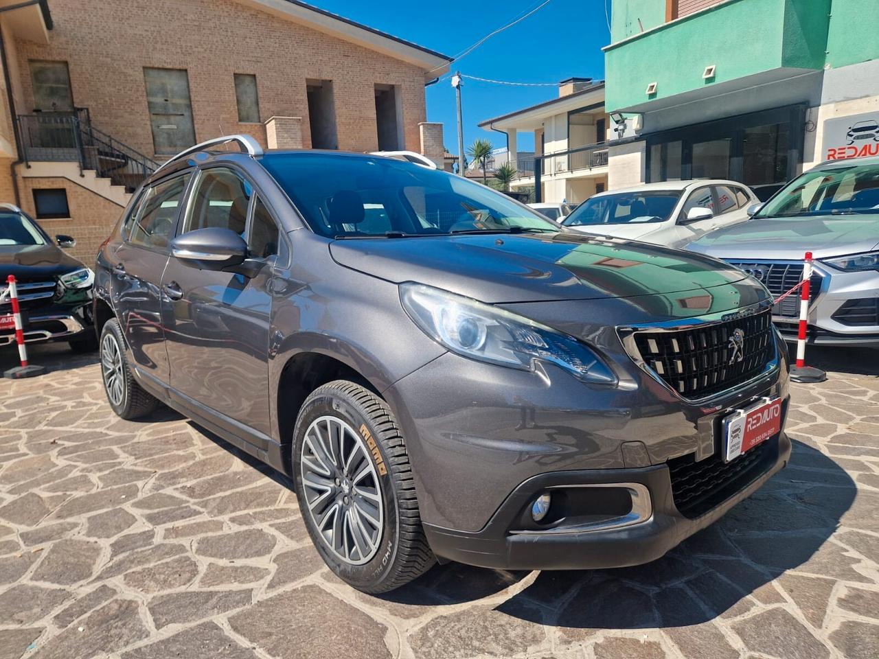 Peugeot 2008 PureTech 82 S&S Style
