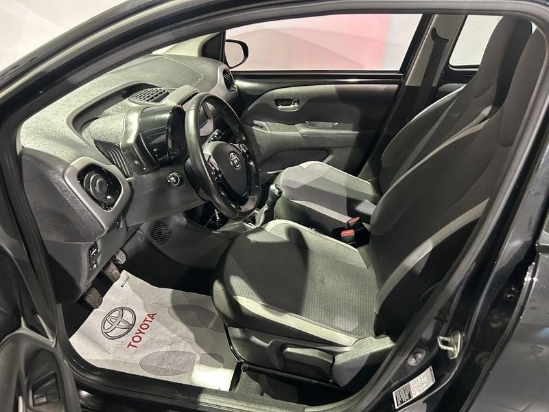 Toyota Aygo Connect 1.0 VVT-i 72 CV 5 porte x-fun X NEOPATENTATI