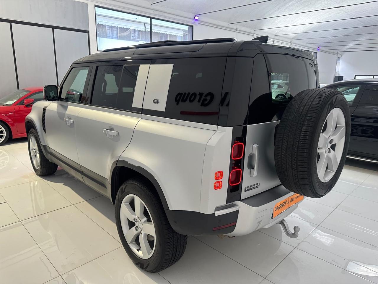 Land Rover Defender 110 2.0 SD4 240CV AWD Auto First Edition 7 posti