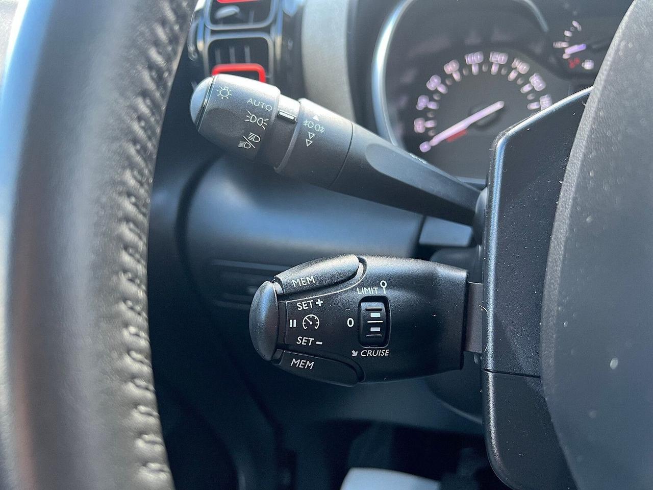 Citroen C3 Aircross 1.2 Shine Telecamera Navi Full