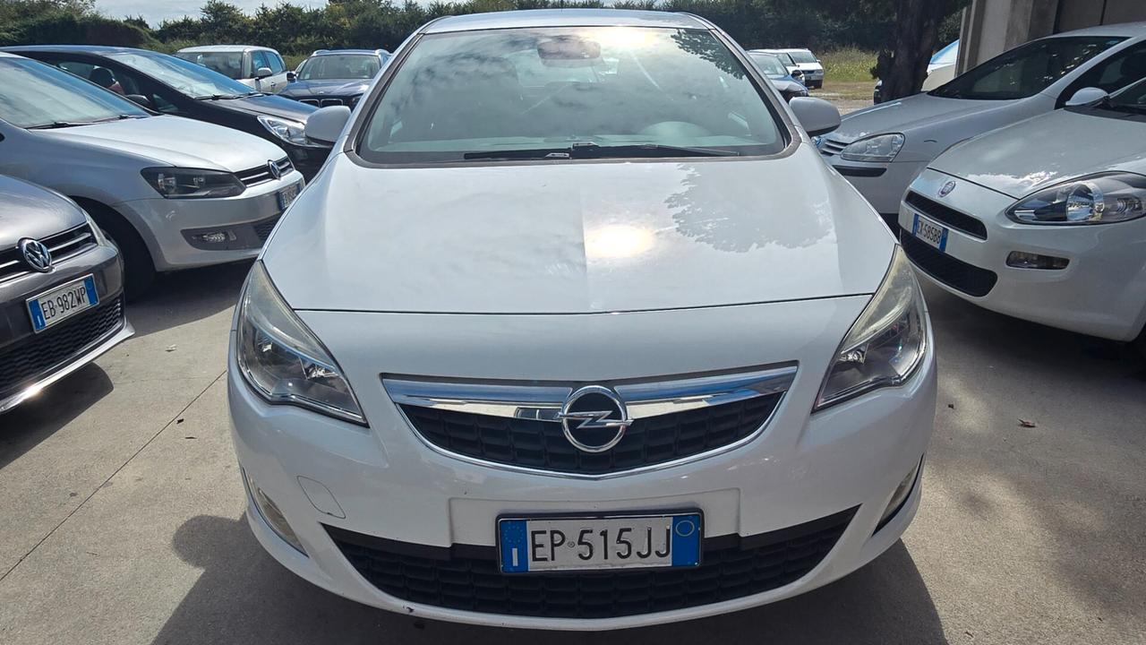 Opel Astra 1.7 CDTI 110CV 5 porte cosmo unico proprietario