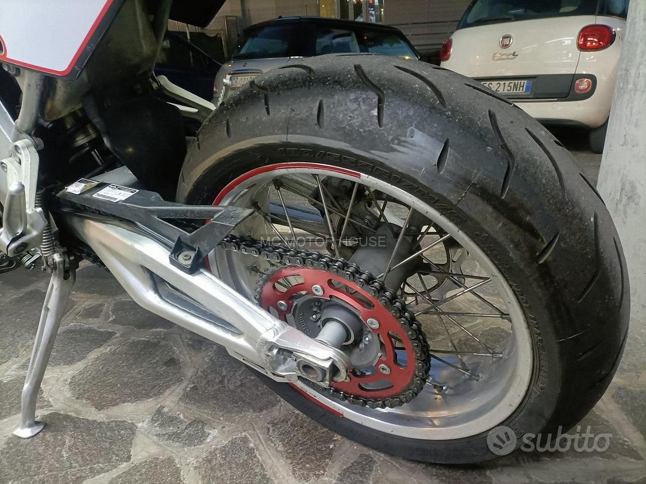 Aprilia sxv 450 +prom incluso passaggio+patente a2