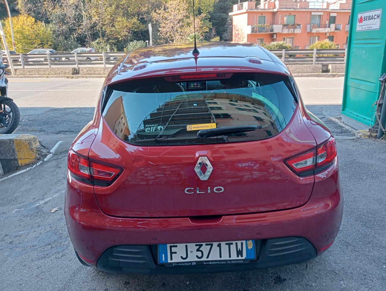 Renault Clio 1.2 75CV 5 porte Zen