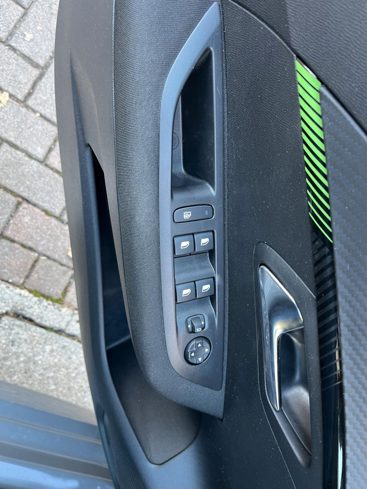 Peugeot 208 PureTech 100 Stop&Start 5 porte Active