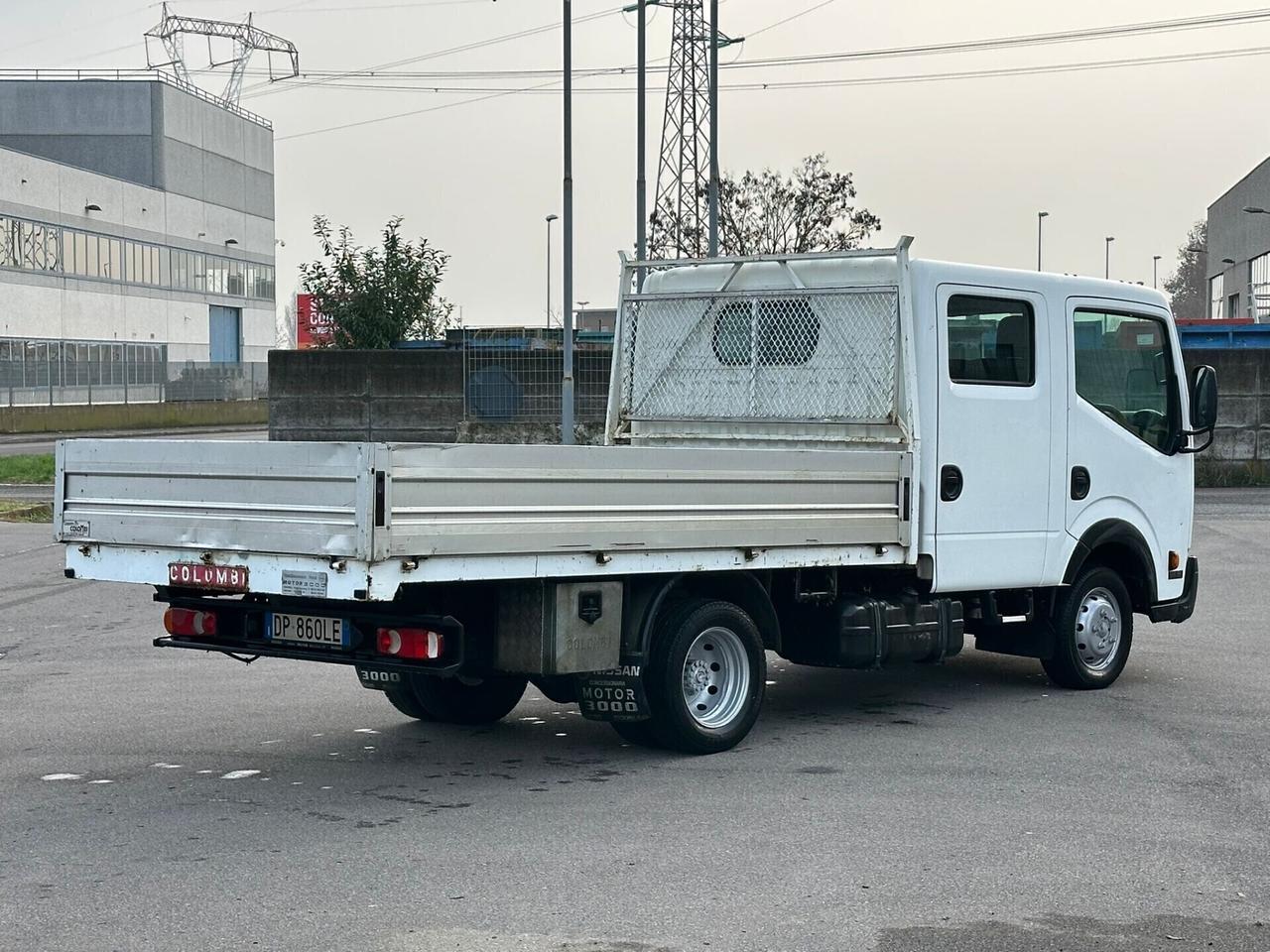 Nissan Cabstar 7 posti 3.0 diesel