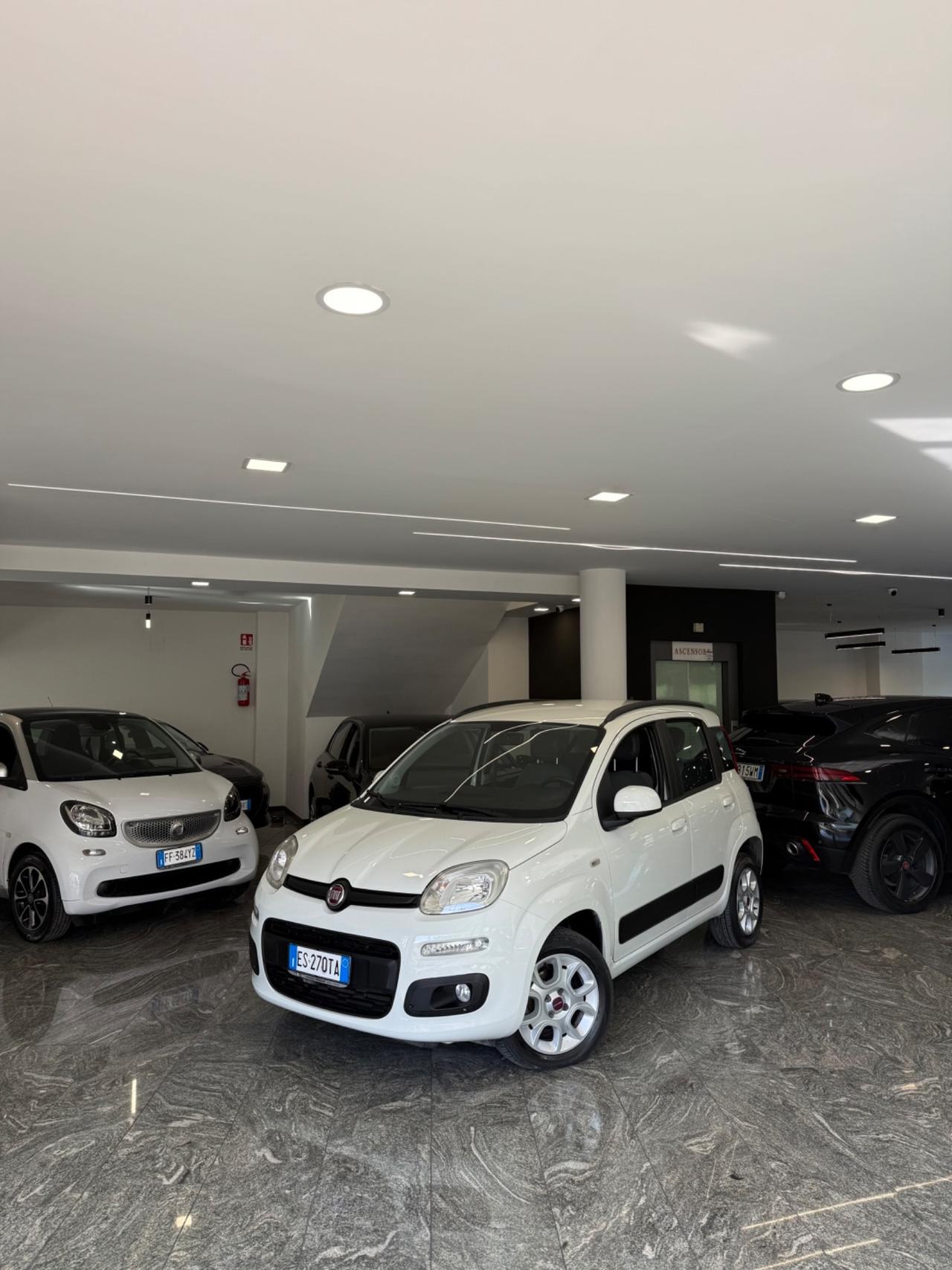 Fiat Panda 0.9 TwinAir Turbo Natural Power Lounge