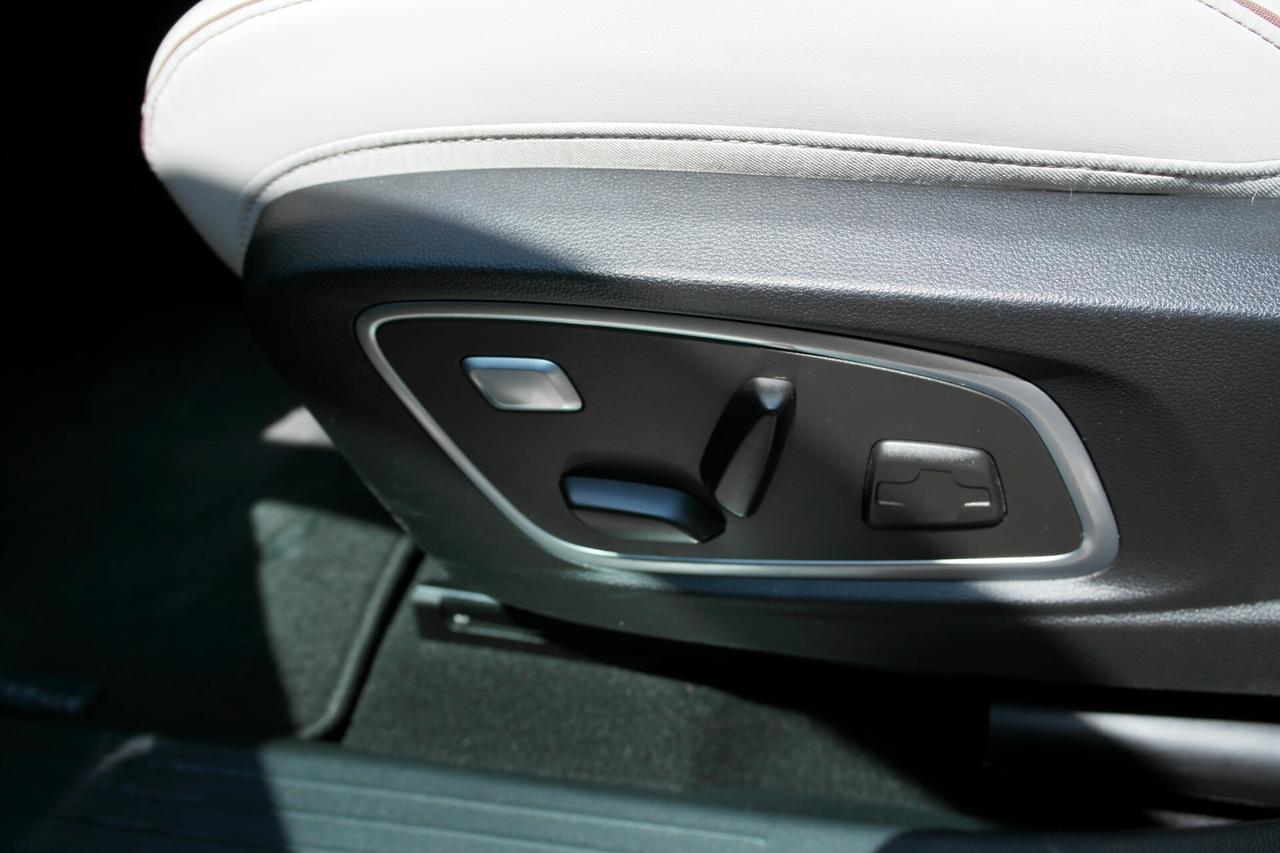 Renault Espace Full Hybrid E-Tech 200 7p Iconic