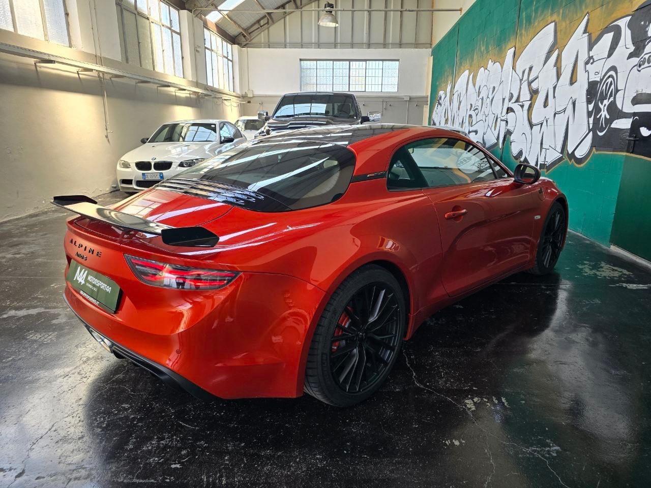 Alpine A110 S Orange, Carbonio