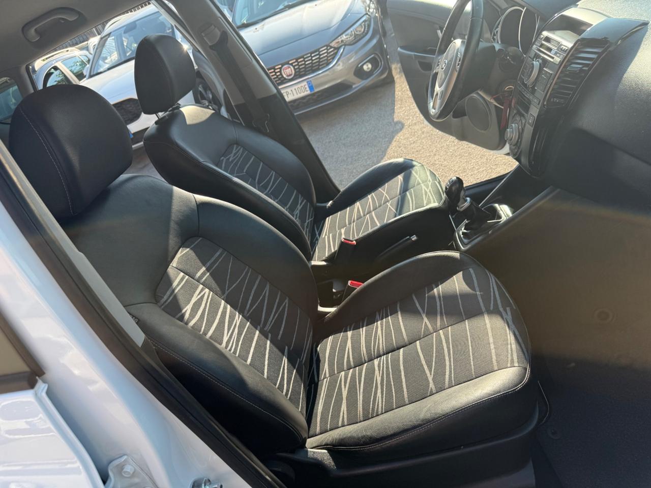 Kia Venga 1.4 CRDi 90CV Cool 120.000km