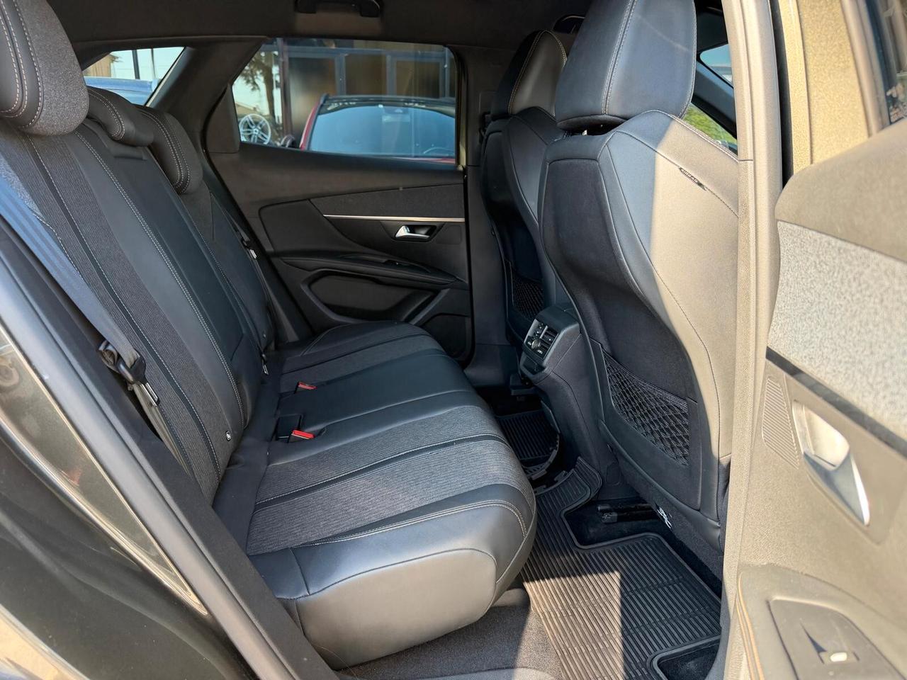 Peugeot 3008 1.5 bluehdi GT Line s *UNICO PROPRIETARIO*