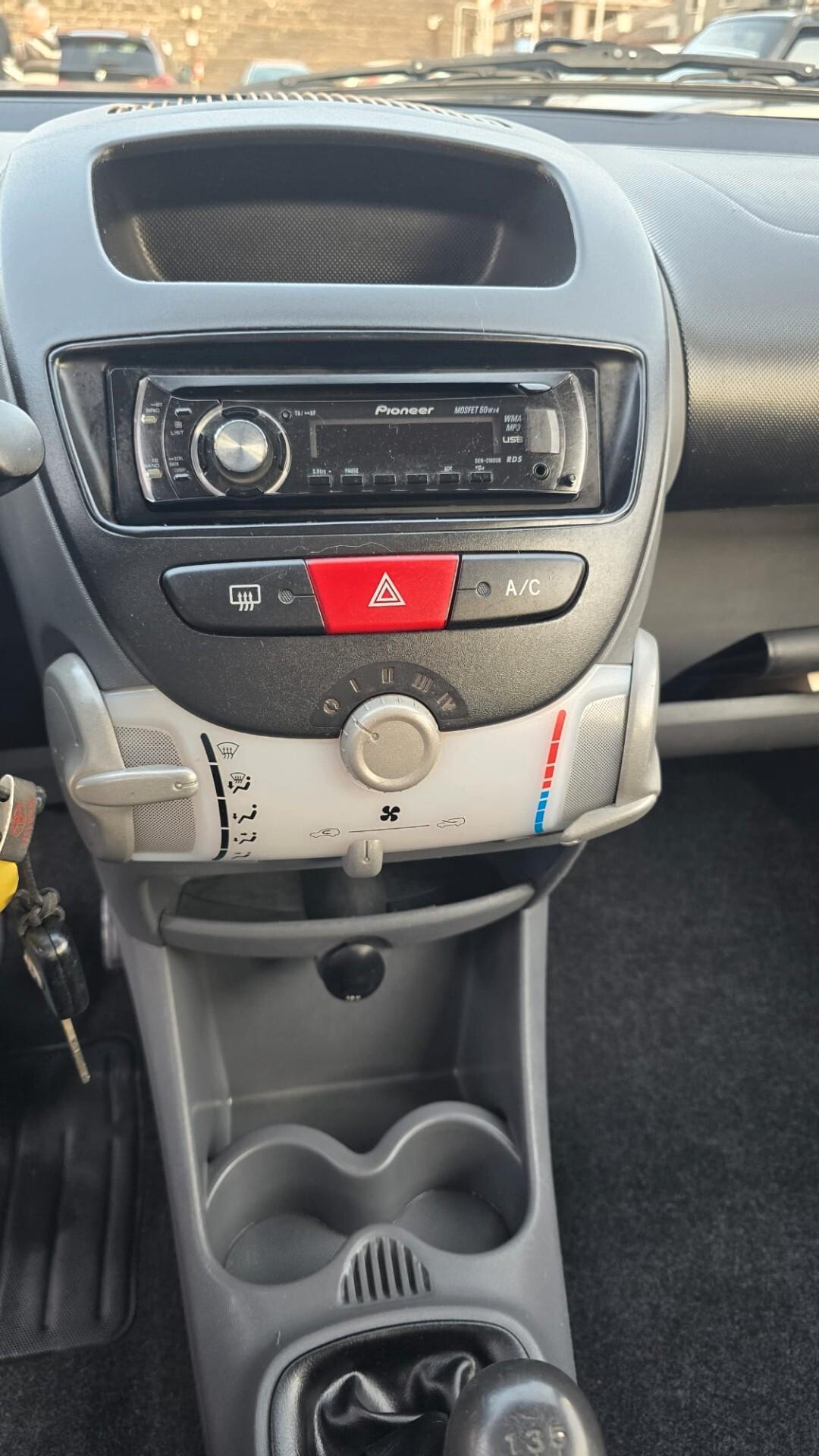 Toyota Aygo 1.0 12V VVT-i 5 porte