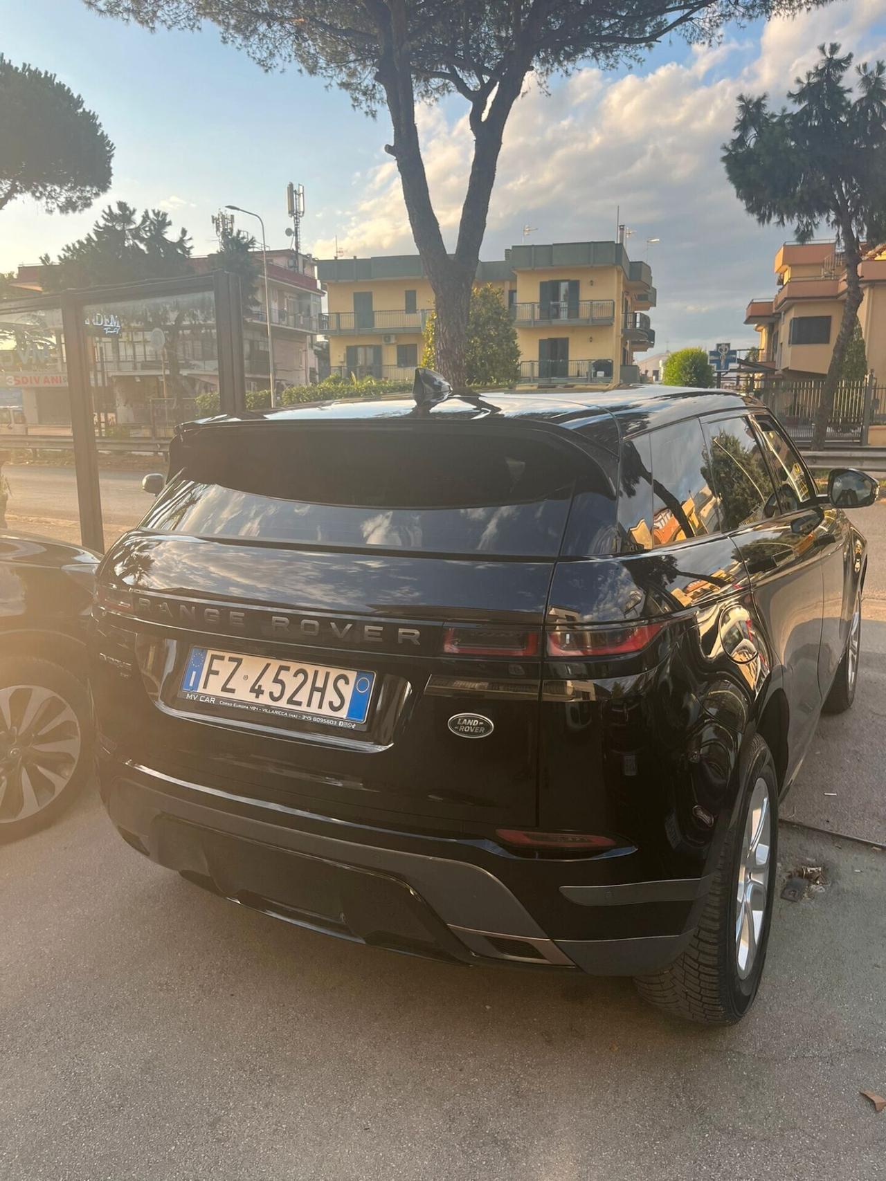 Land Rover Range Rover Evoque LAND ROVER EVOQUE R-DYNAMIC