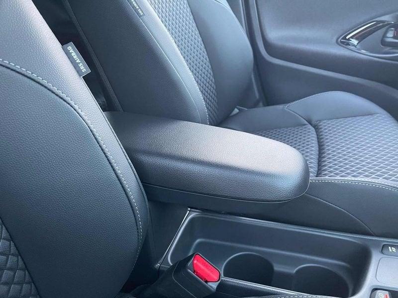 Toyota Yaris 1.5 130 Hybrid 5 porte Lounge - NUOVA