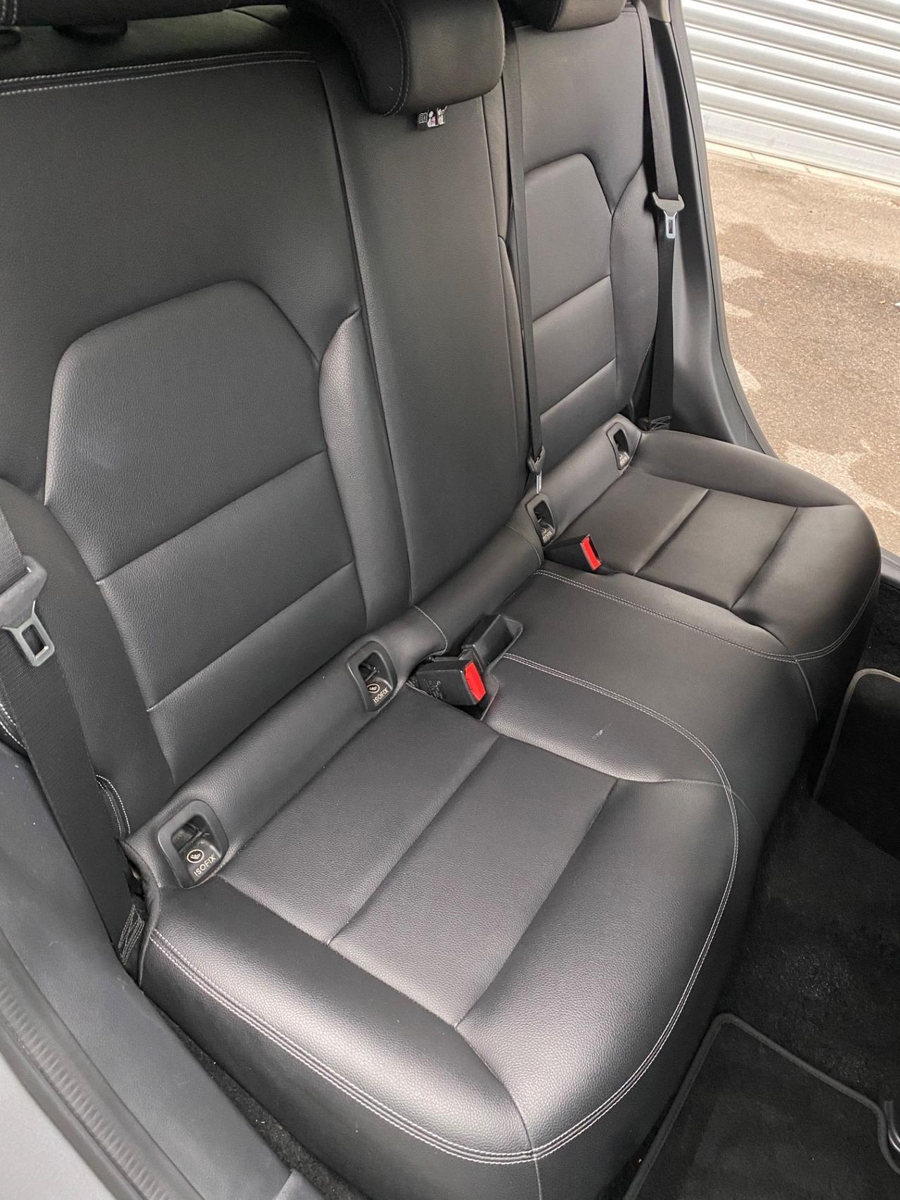 Mercedes-Benz A 180d 1.5 109cv Premium - 2017